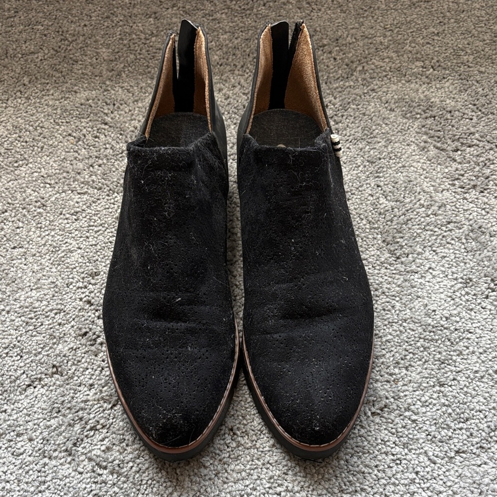 Dr. Scholl's Black Chukka Boots
